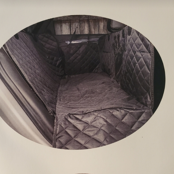 PET CAR SET COVER 60" X 64" BLACK Alpha Dog Pro - Picture 3 of 6